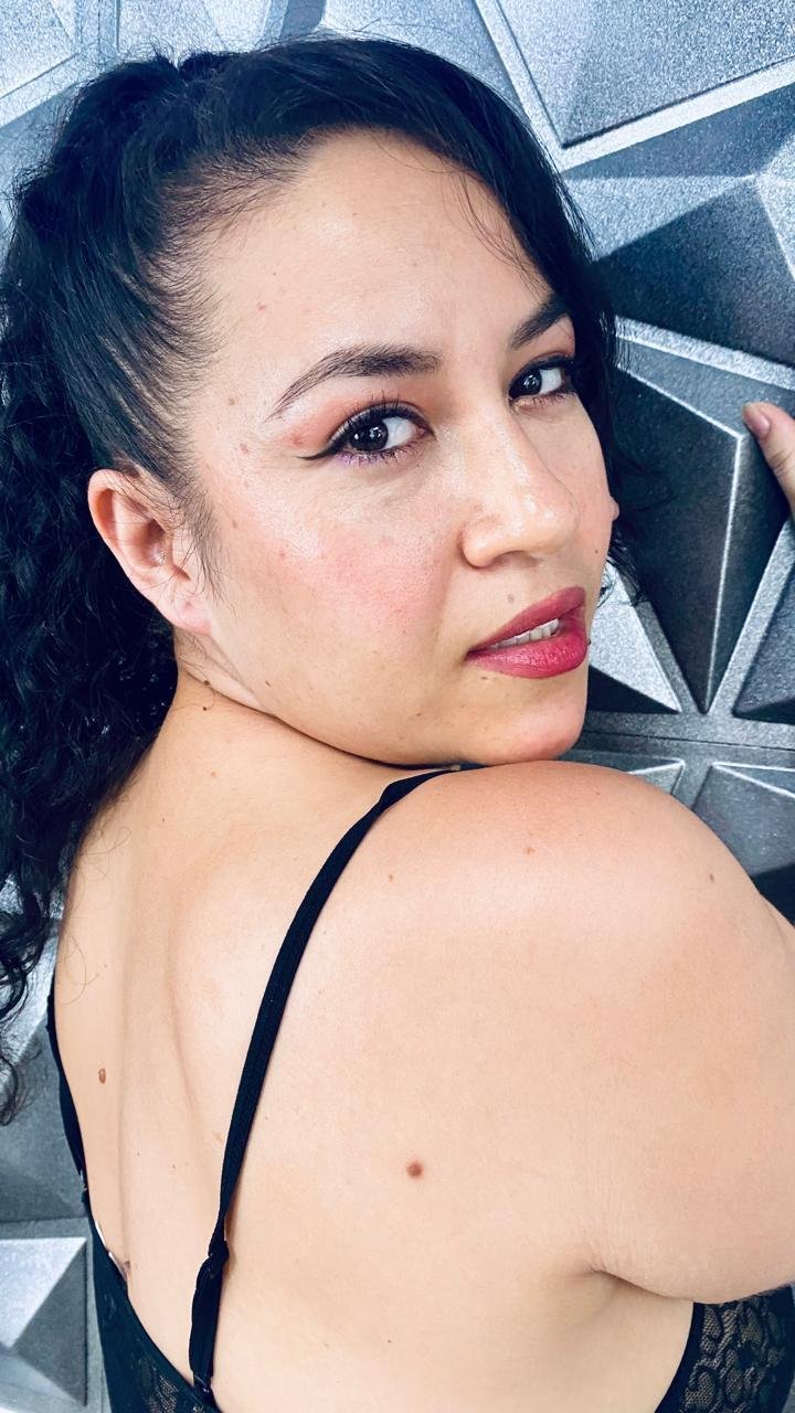 Interprète Sharon_Luxure Photo 2