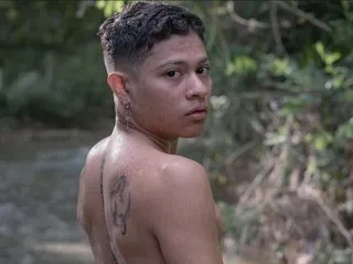 Imagen de perfil de modelo de cámara web de Jonas_Escalante