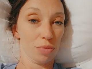 SerinaXxx profilbild på webbkameramodell