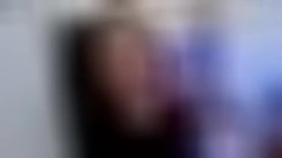 Performer Luna_Mature Video 1