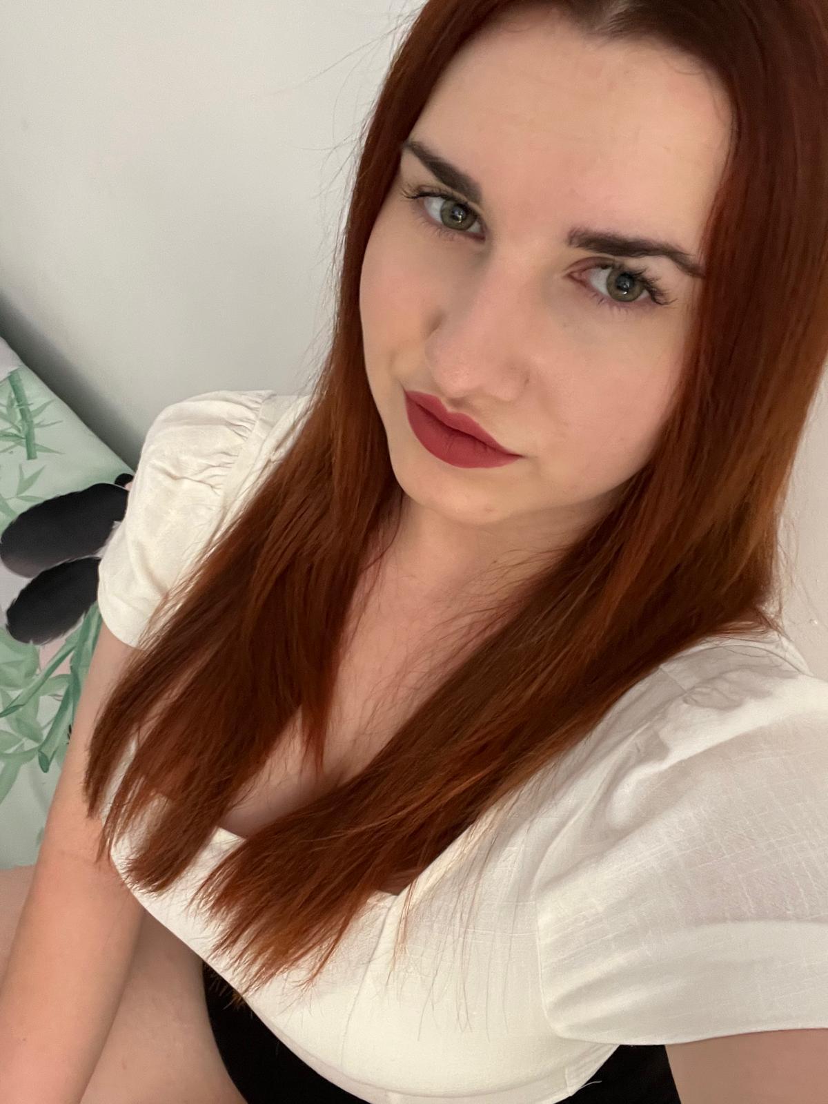 Performer LYIAANA Photo 7