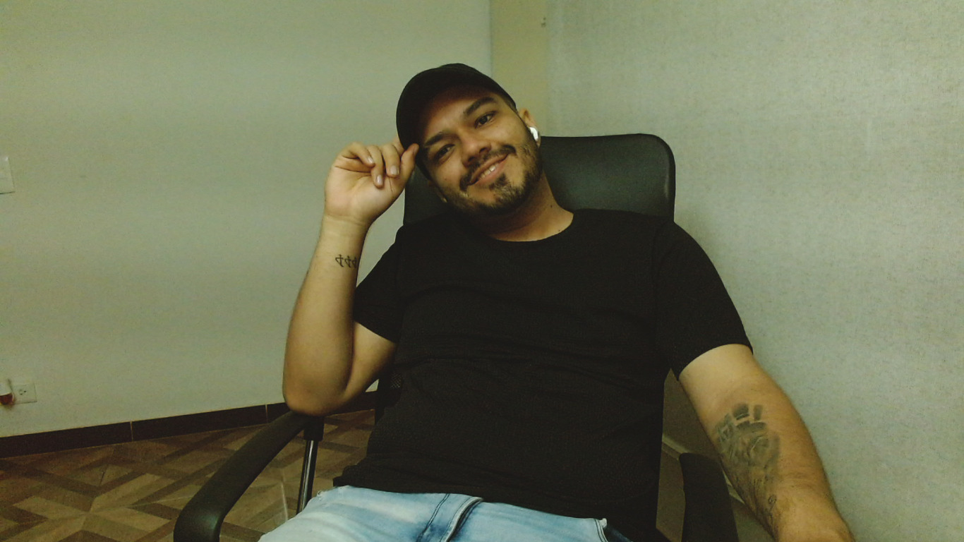 Intérprete Alejandro_Tonks Foto 11