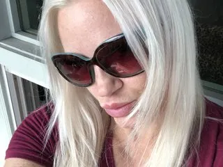 MuscleVixxxen profilbild på webbkameramodell