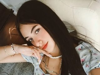 Image de profil du modèle de webcam Helenturnerr