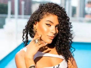 VioletXiia cam model profile picture