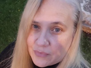 ChelleLove cam model profile picture