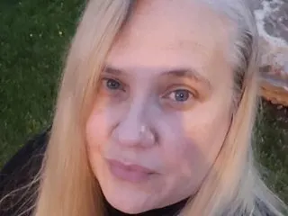 ChelleLove immagine del profilo del modello di cam