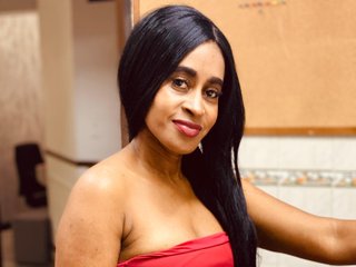 Imagen de perfil de modelo de cámara web de Zafira_Belrose