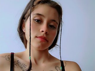 Alexandra_65 profilbild på webbkameramodell