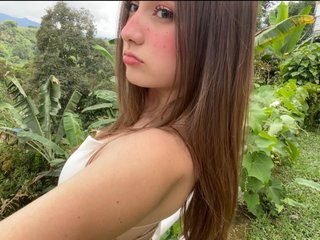 Sophiie_Collins cam model profile picture