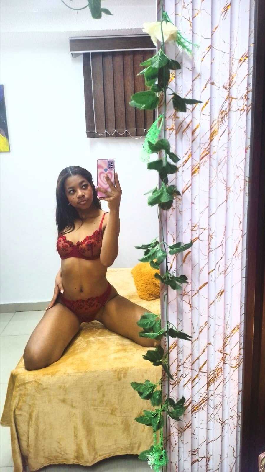 Interprète marilunabrown303av Photo 4