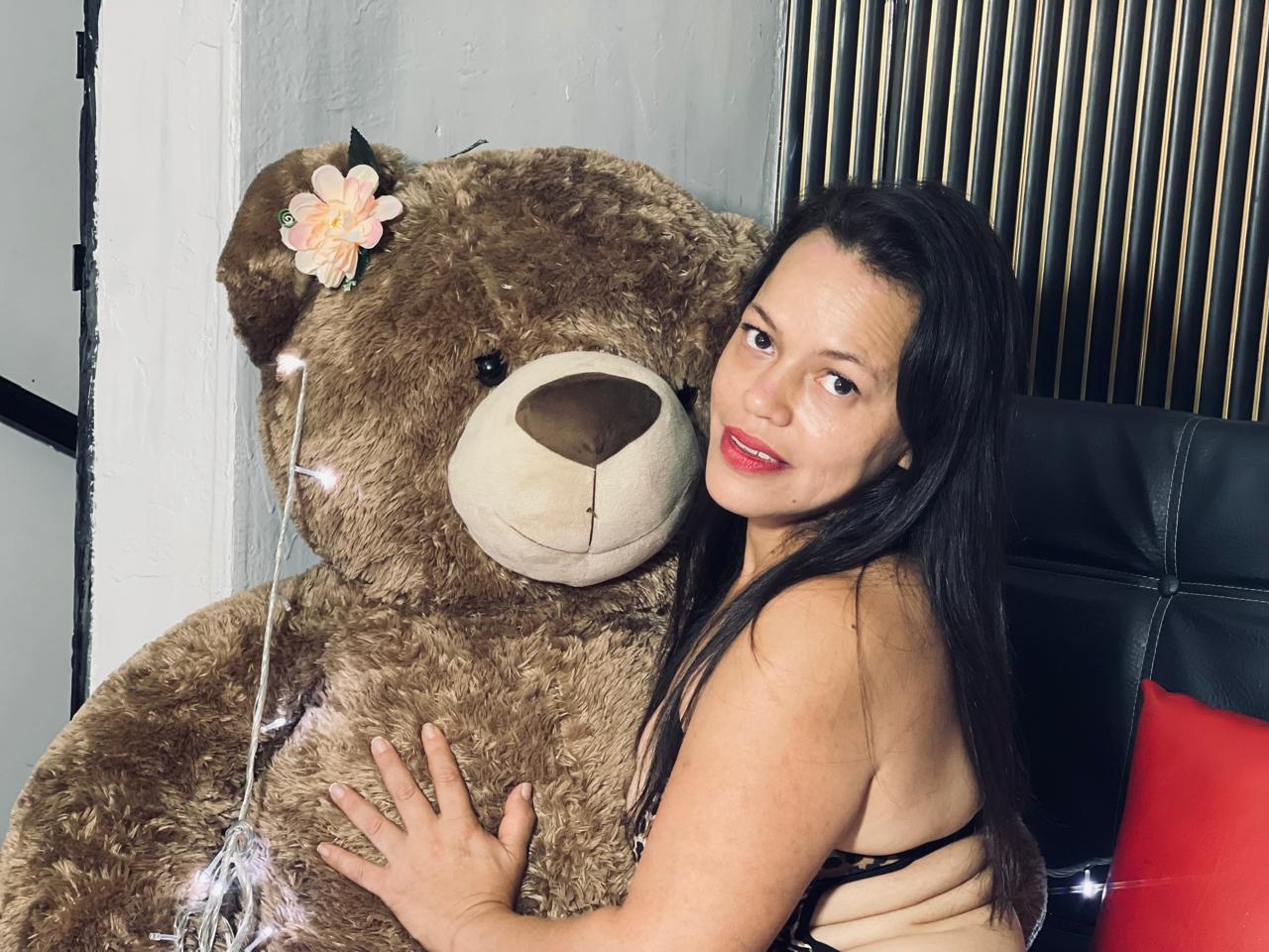 Performer Silvanainferno Photo 6