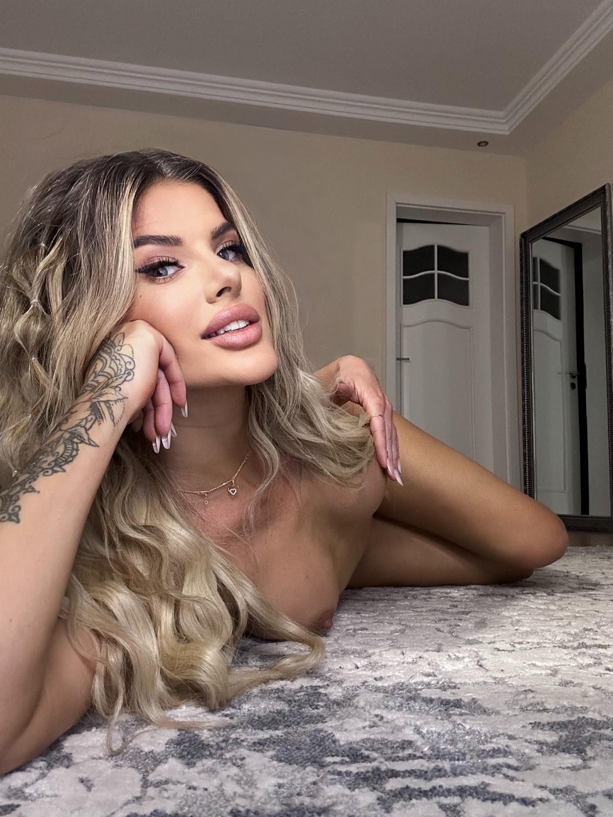 Interprete MeowB Foto 2