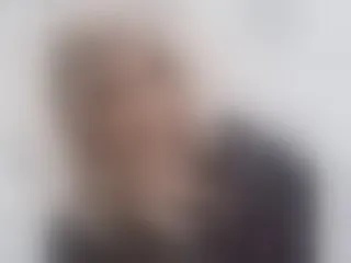 NaomieMiou69 profilbild på webbkameramodell