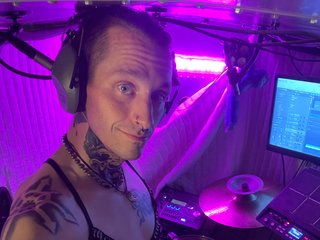 Trashydrummer profilbild på webbkameramodell