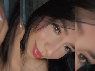 Imagen de perfil de modelo de cámara web de Abril_Jones222