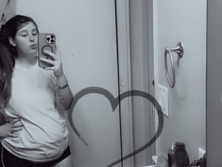 WetAndTight2025 cam model profile picture