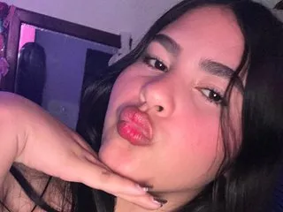 yararousse profilbild på webbkameramodell