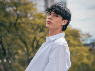 Imagen de perfil de modelo de cámara web de kaarimclark