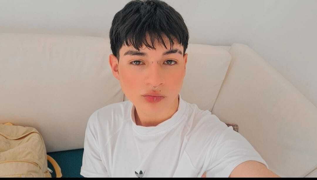 Intérprete AleAurarashi Foto 5