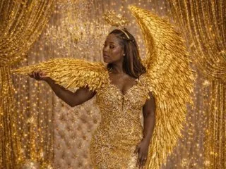 Latinabigasss live cam