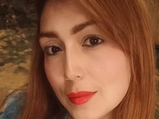 Imagen de perfil de modelo de cámara web de Aliisonand