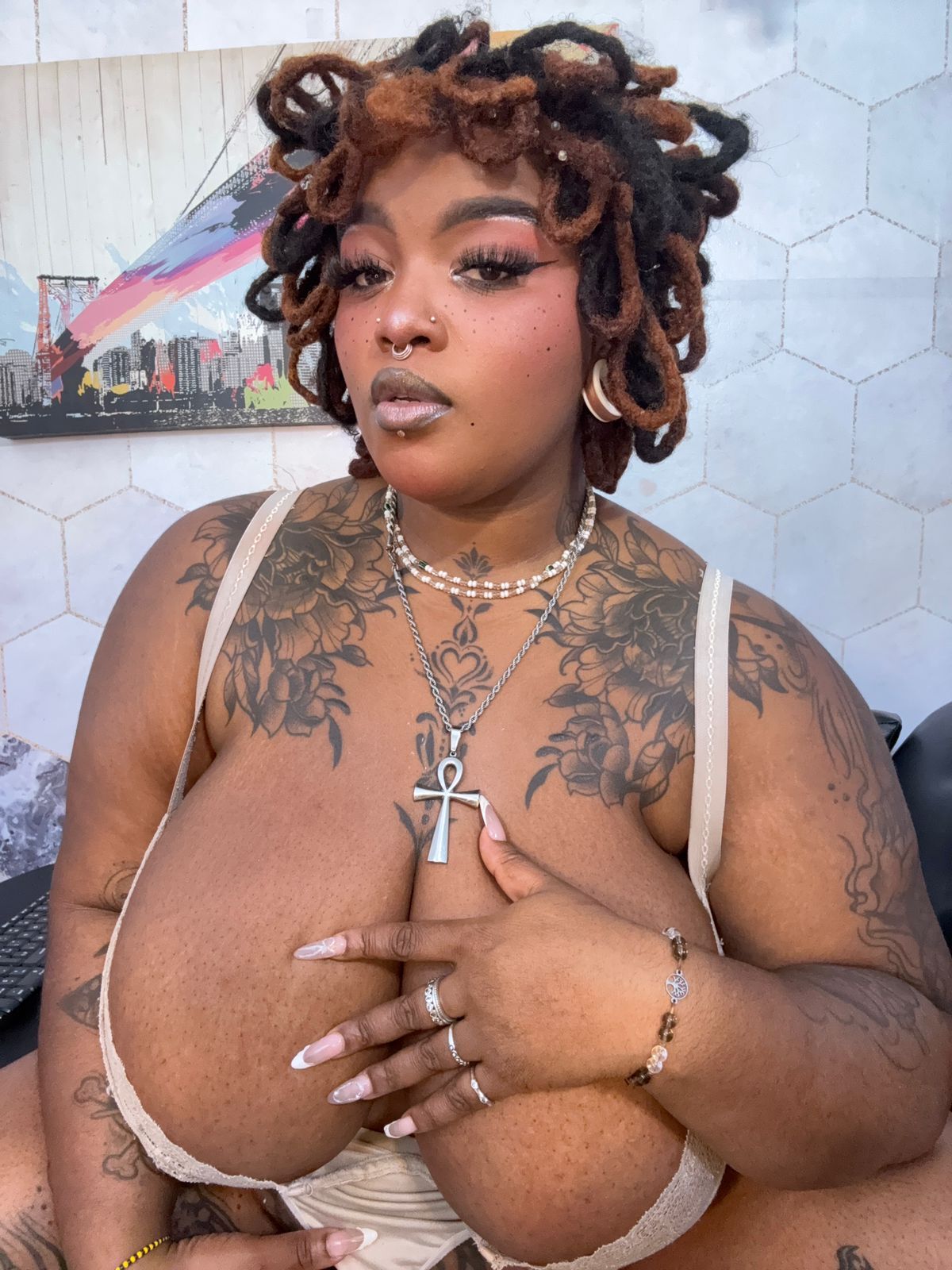 Performer LaylaCummingss Photo 4