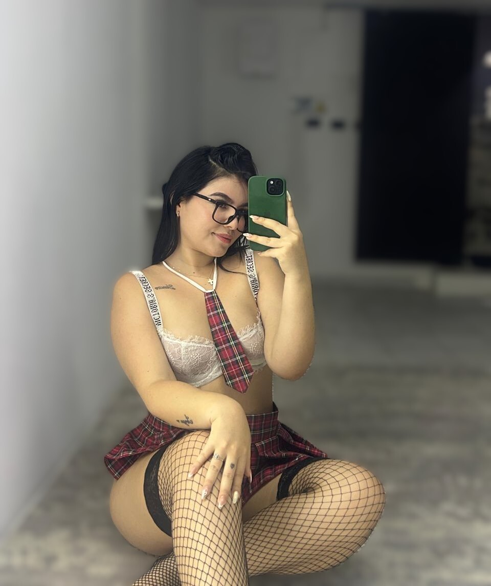 Intérprete MiaaFarrel Foto 3