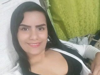 Image de profil du modèle de webcam couple_hotlatin22