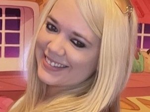 Image de profil du modèle de webcam Hotforunow