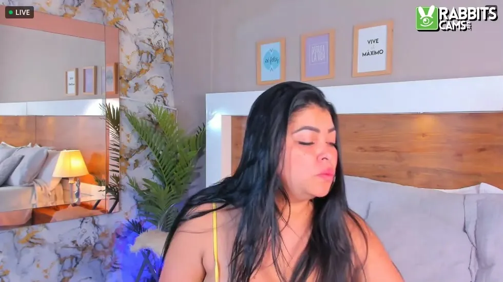 Interprète EmmaBhaker Vidéo 1
