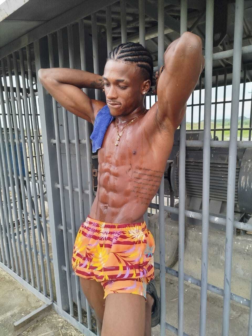 Artiest XXXmoreno4U Foto 8