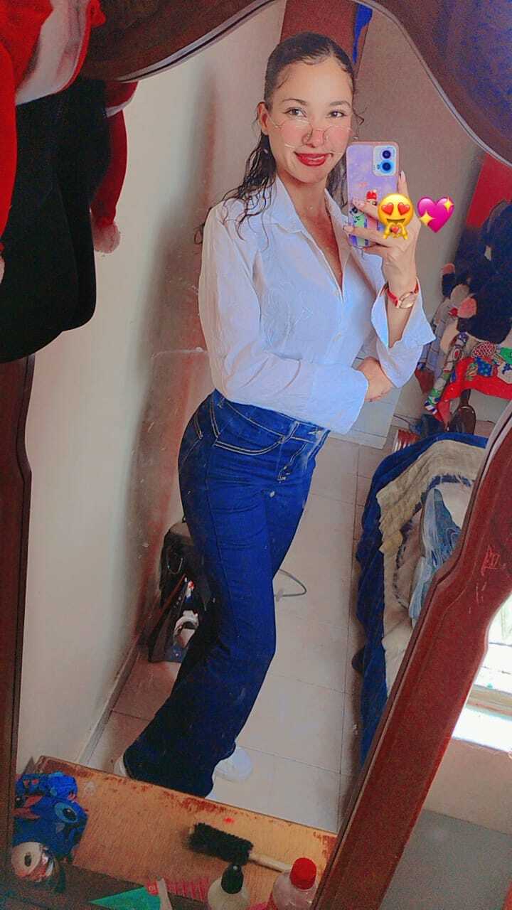 Intérprete JuliStorm Foto 6