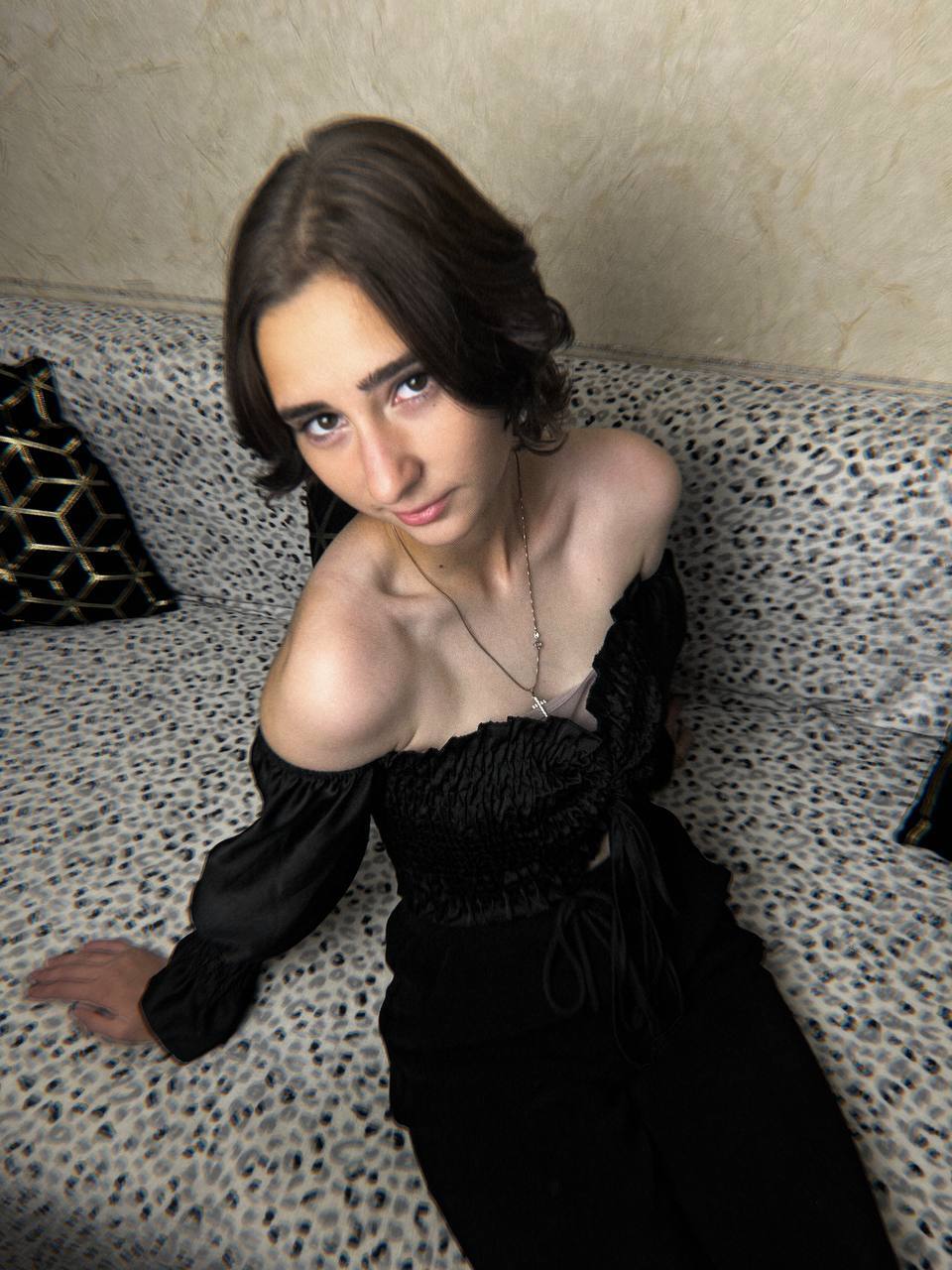 Performer DilaCharm Photo 5