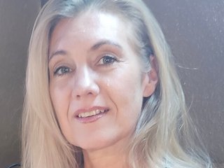 Image de profil du modèle de webcam SapphireRose25