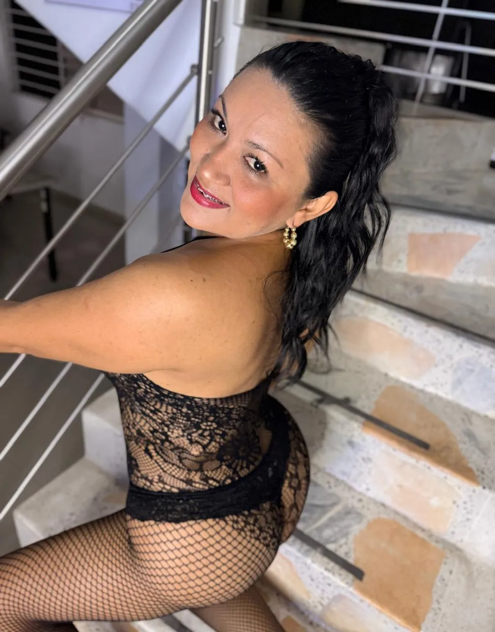 Performer Madam_Hott Photo 5