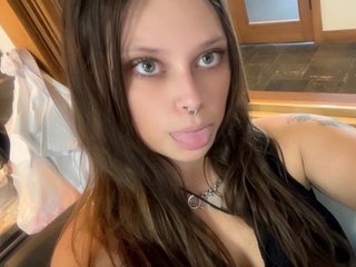 Image de profil du modèle de webcam Lovely_Luna99