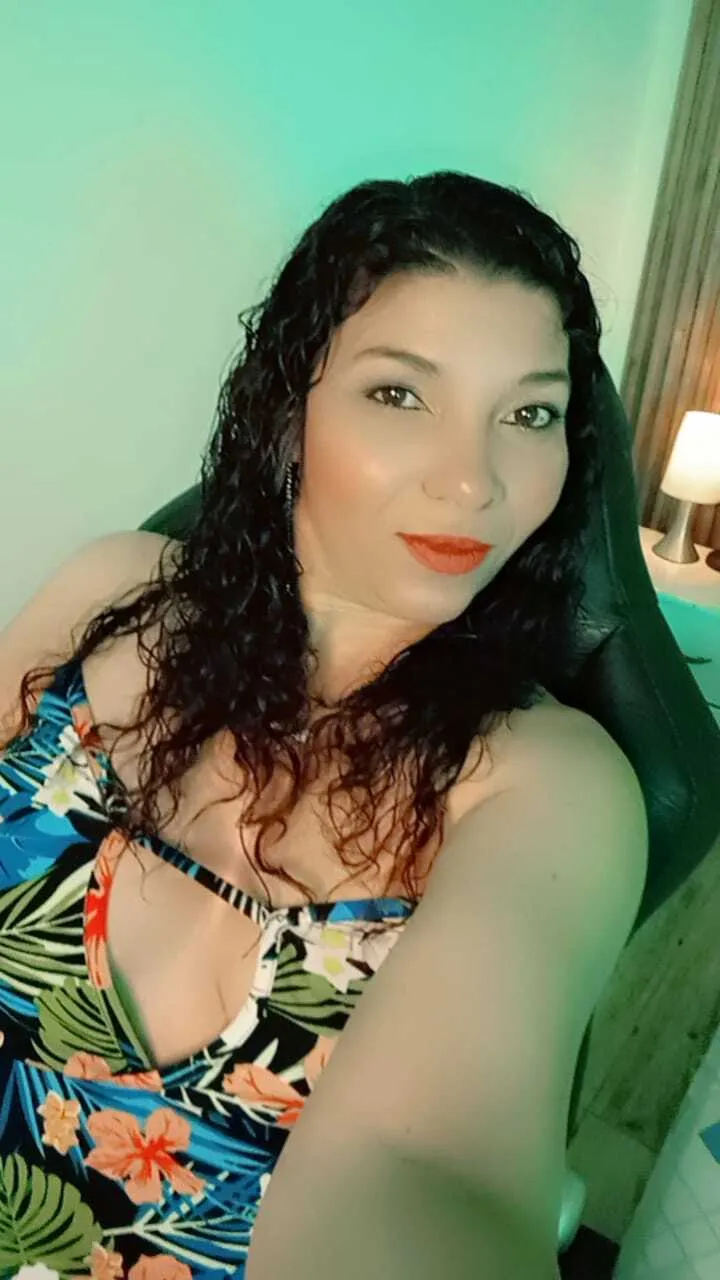 Performer SerenaHoustonn Photo 3