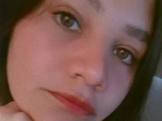 LucyVegha immagine del profilo del modello di cam