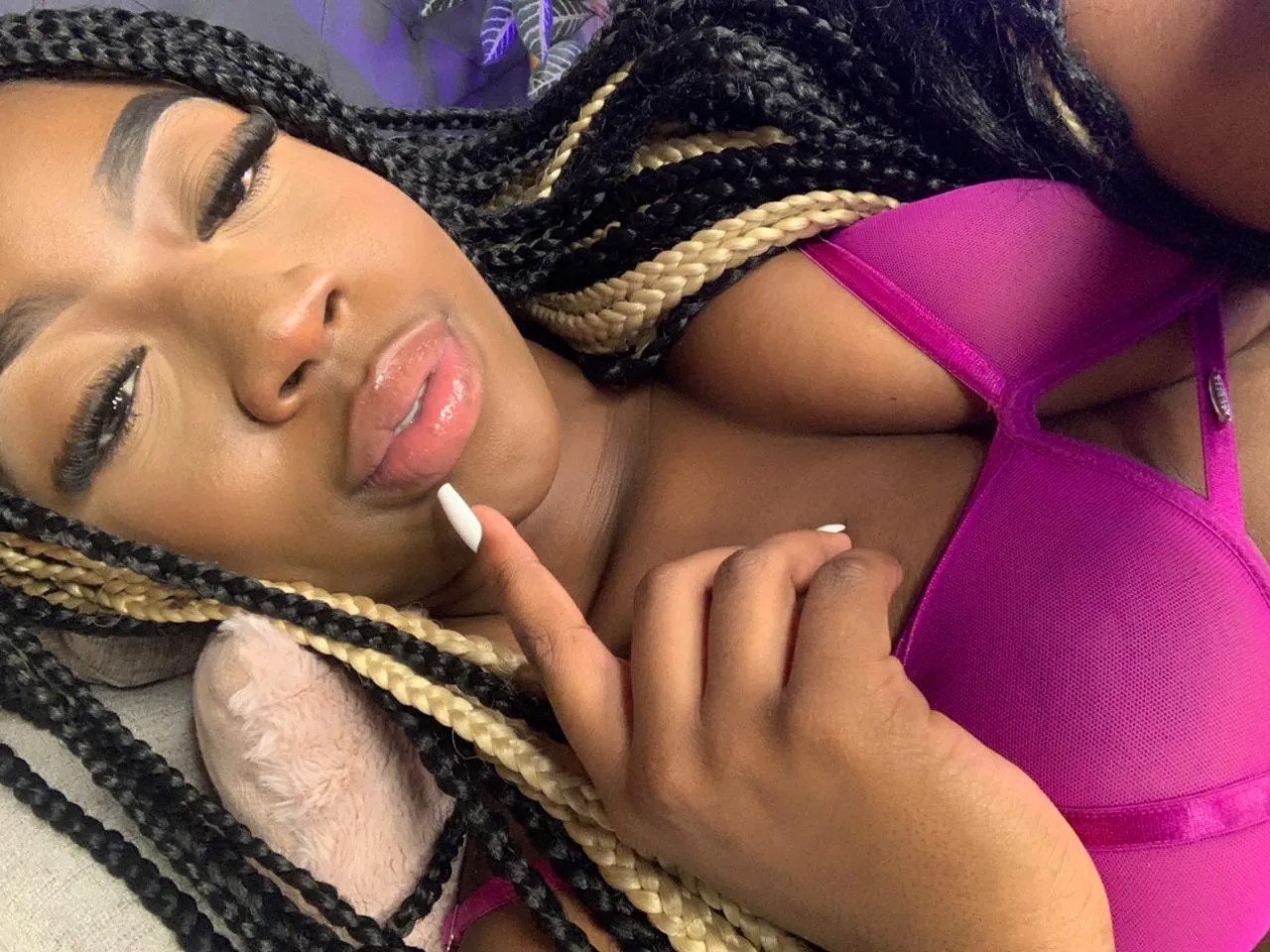 Interprete EmaaaBrown Foto 3