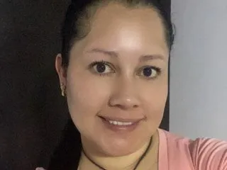 Image de profil du modèle de webcam Marianasmiithh