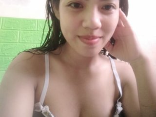 Imagen de perfil de modelo de cámara web de MieMie96