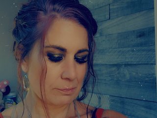 Imagen de perfil de modelo de cámara web de LilaSynn