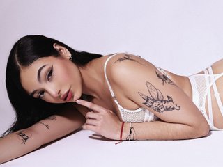 Foto de perfil de modelo de webcam de AryaKraus 