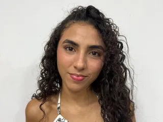 Image de profil du modèle de webcam TiffanyNaha70