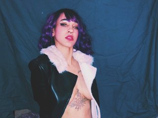 Image de profil du modèle de webcam LexColorful