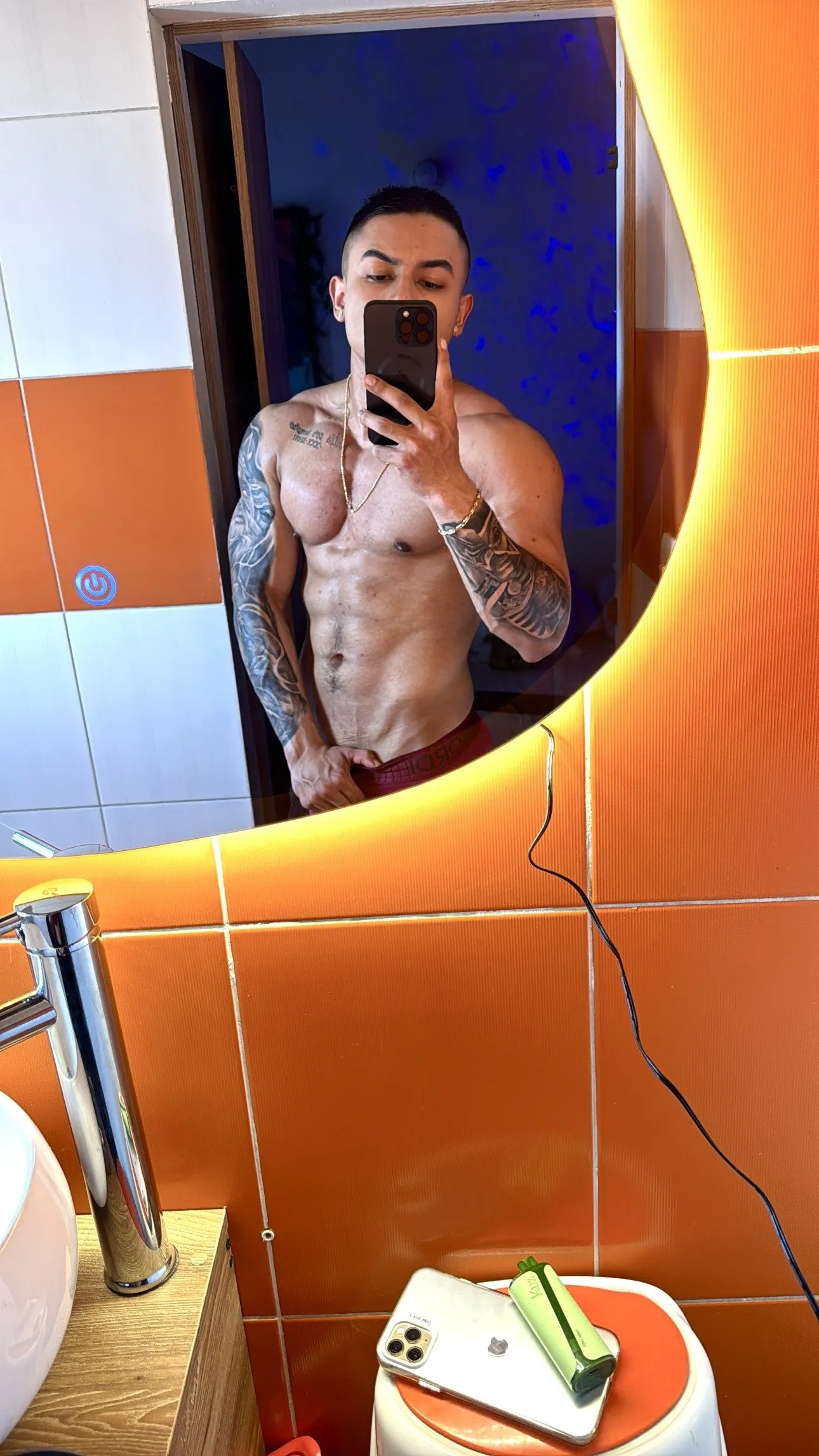 Interprète LiamWhitte Photo 7