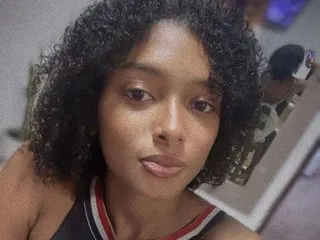 NenaFina profielfoto van cam model