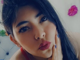Profilbilde av KylieFrost35 webkamera modell