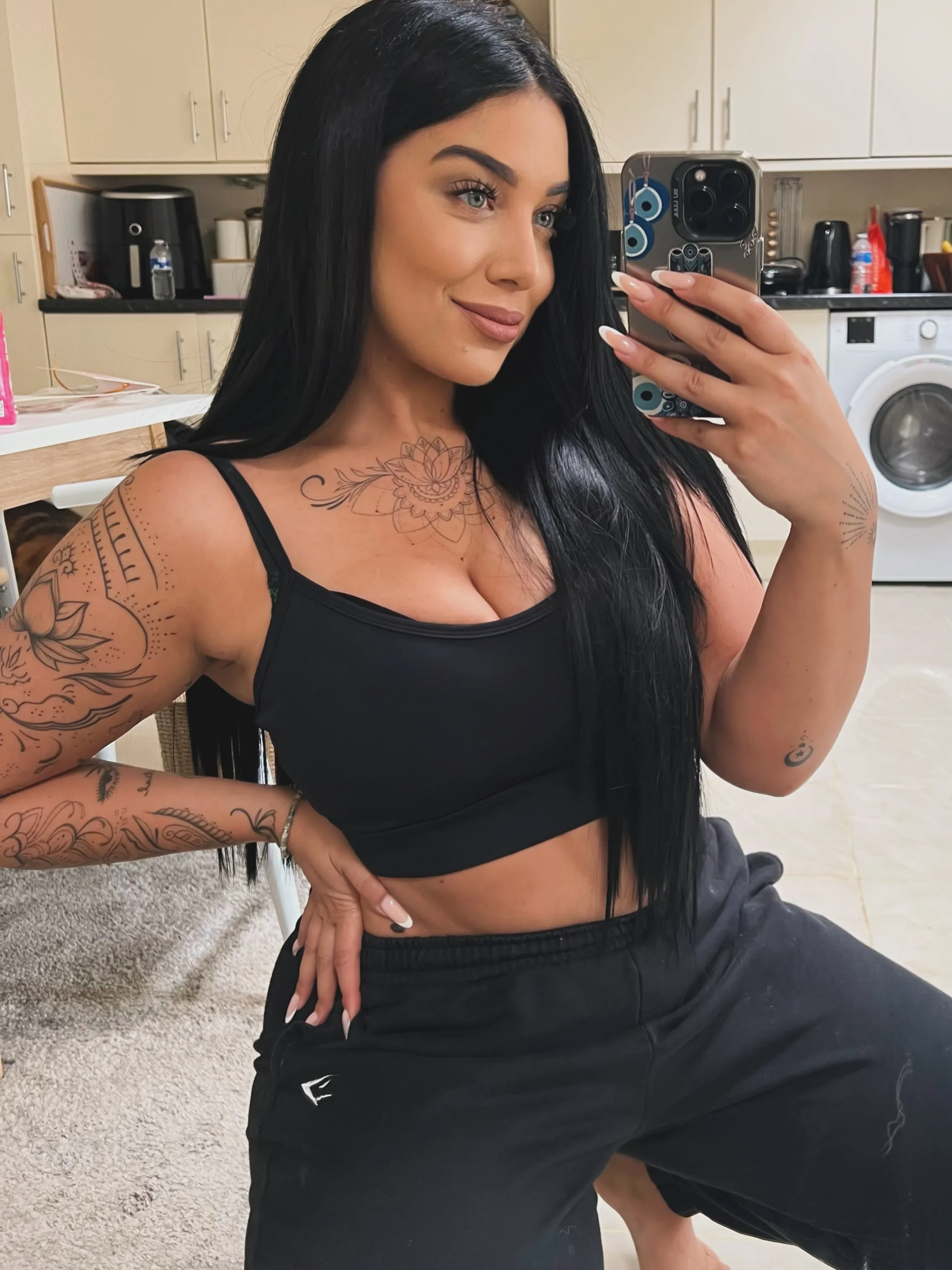 Interprete Your_Tatted_Amy Foto 9